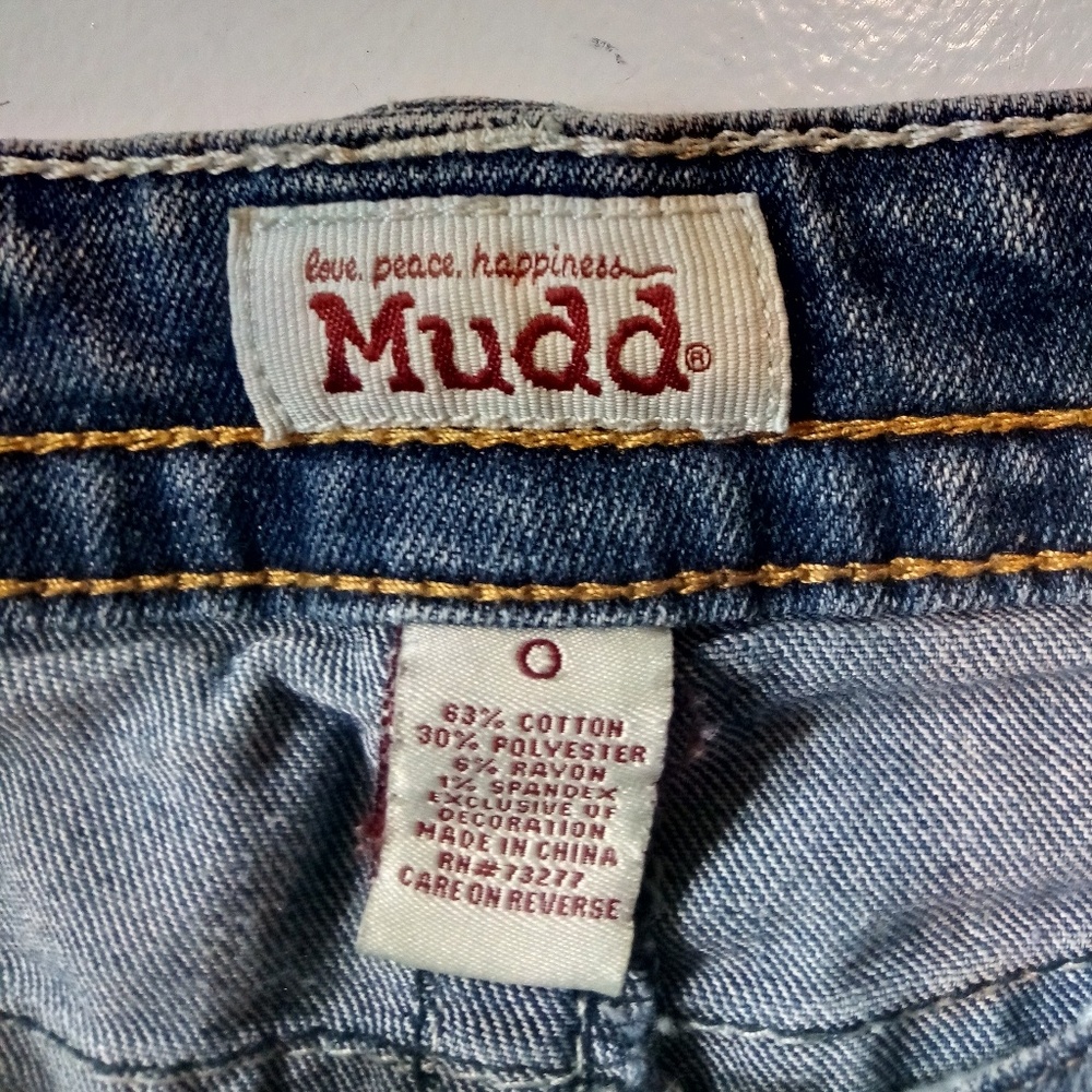 Light jean shorts